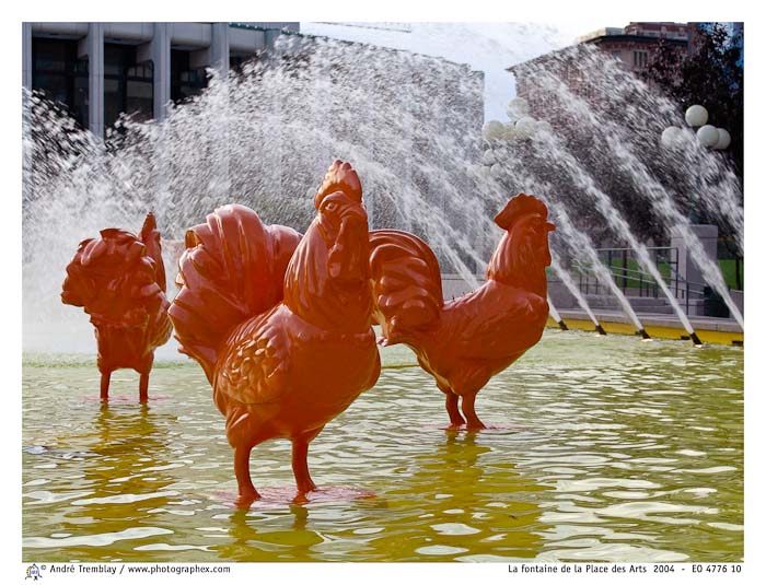 La fontaine de la Place des Arts