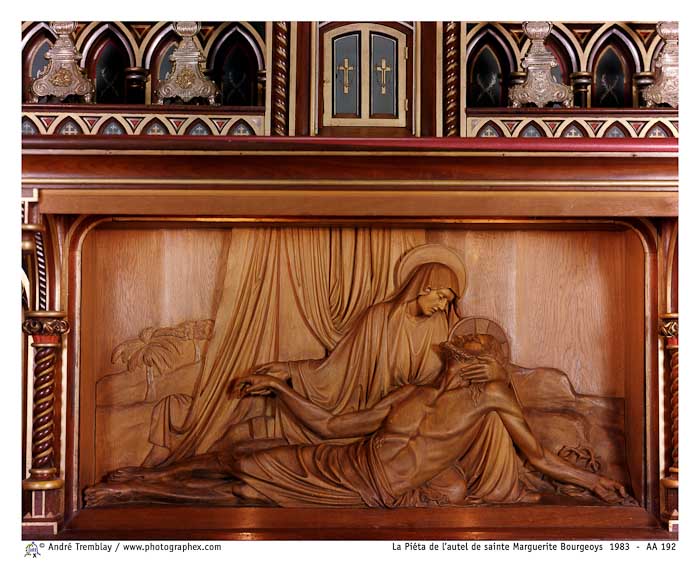 La Piéta de l'autel de sainte Marguerite Bourgeoys