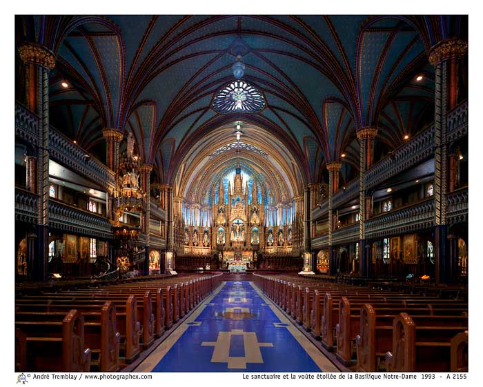 Le sanctuaire et la voûte étoilée de la Basilique Notre-Dame